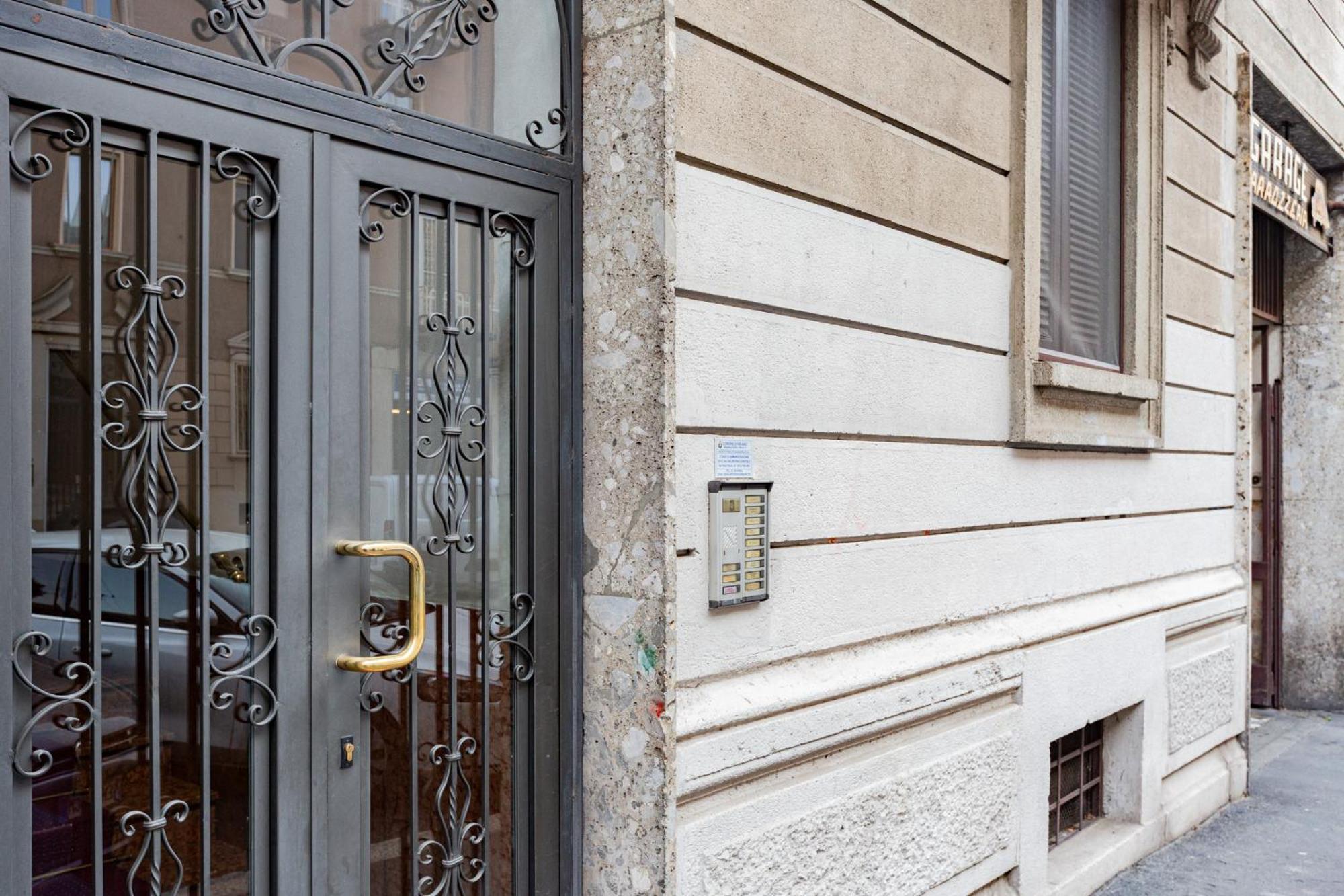 Lambrate22 Cozy Apartment In Milan Luaran gambar